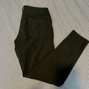Commission Slim-Fit Pant 32" 
WovenAir - Size 34